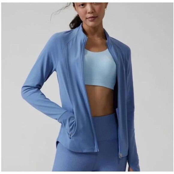 Size L Athleta Salutation Cottage Blue Full Zip Lightweight Thumbhole Jacket - Picture 1 of 9